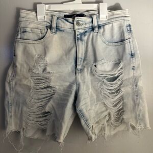 Hollister ultra high-rise Bermuda short size 7